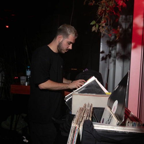 Lorenzo Aribone (Outcast)