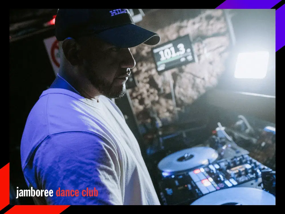 Friday Night: DJ Eley