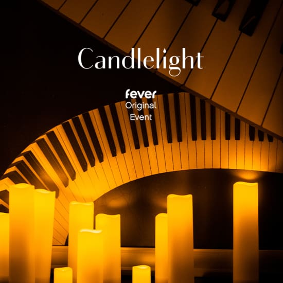 Cartaz oficial do evento Candlelight: Hommage an Ludovico Einaudi