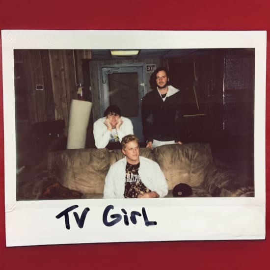 Cartel oficial del evento TV Girl no LAV, Lisboa 2026