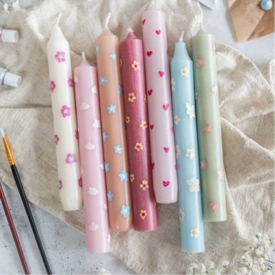 Cartaz oficial do evento Girly date: pinta velitas con tus amigas