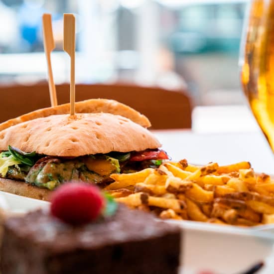 Cartel oficial del evento Menú exclusivo de hamburguesa o sándwich en Home Burger Bar