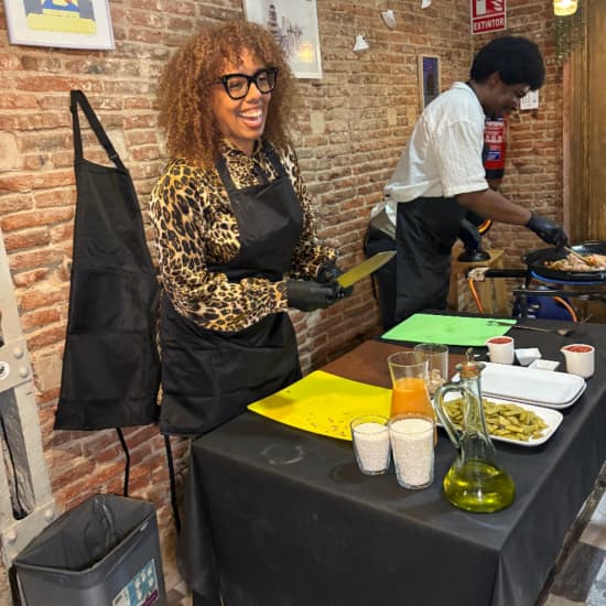 Cartel oficial del evento Paella cooking workshop in Madrid