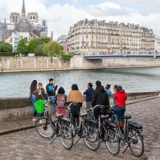 Cartaz oficial do evento Visite de Paris en vélo électrique