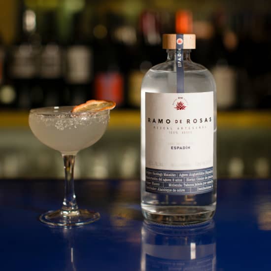 Couverture officielle de l'événement MEZCAL LAB CON BOMBONES ARTESANOS