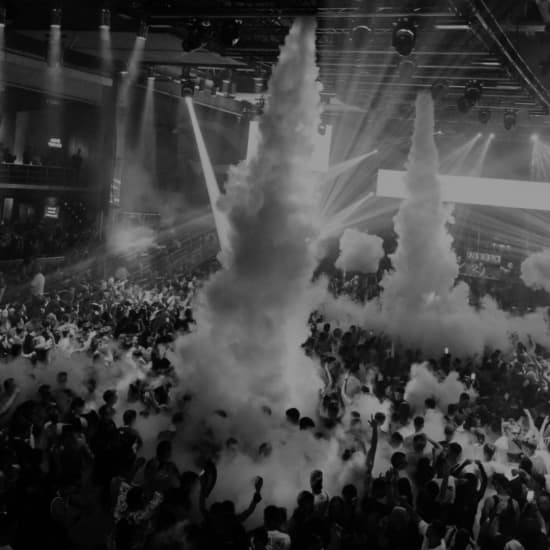 Cartel oficial del evento CODE SUMMER FESTIVAL 2026 en Fabrik - Bono Cultural Joven