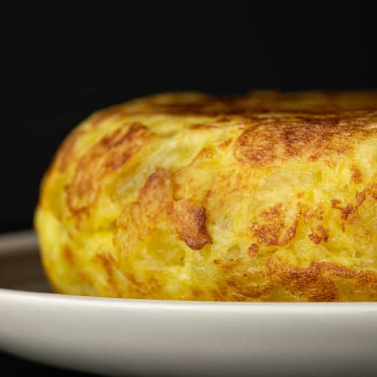 Cartaz oficial do evento Pincho de tortilla, Gilda, bebida y café o chupito en Malasaña