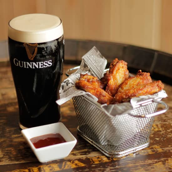 Cartel oficial del evento Terraceo con cerveza o sangría y picoteo en Saint Martin's