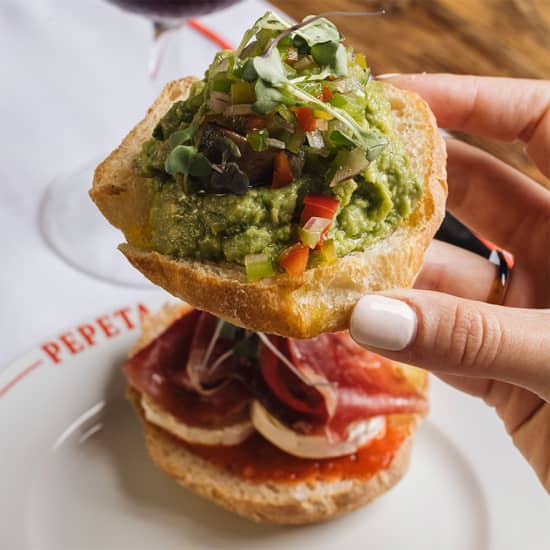 Official cover of the event Sangría & Tapas para 2 personas en Sagrada Familia