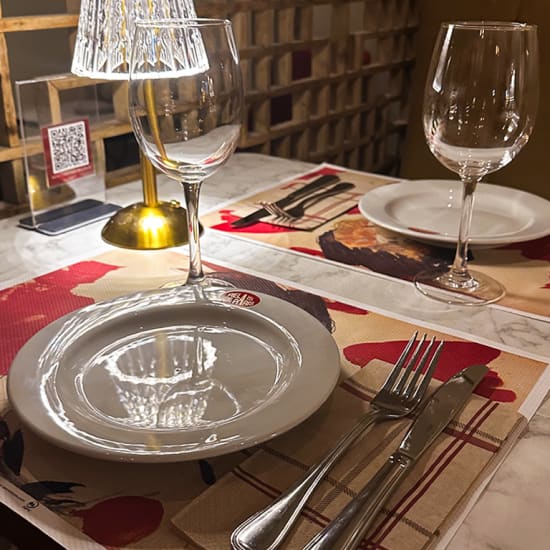 Cartaz oficial do evento Menu Signature with Iconic Sauce