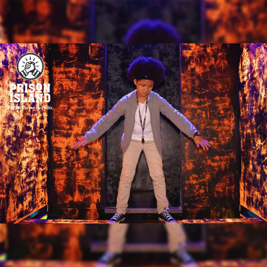 Cartaz oficial do evento Découvrez Prison Island, l'action game n°1 en France