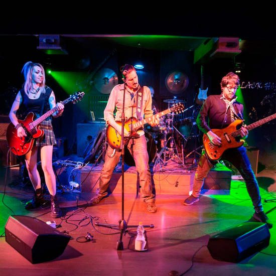 Official cover of the event Autumn Gold – EU's No. 1 Tribute to The Cranberries (The Lizberries)