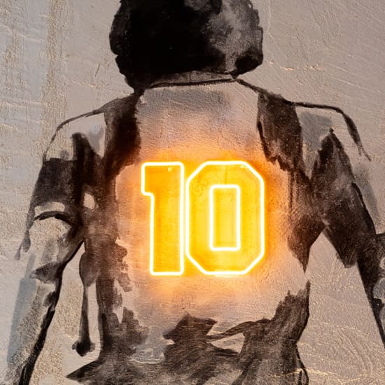 Cartel oficial del evento Descubre la auténtica milanesa en La Diez