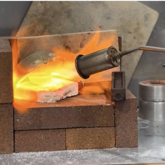 Official cover of the event Taller de Joyería Artesanal / Crea tu pieza en 1 día (pieza de plata y piedra natural)