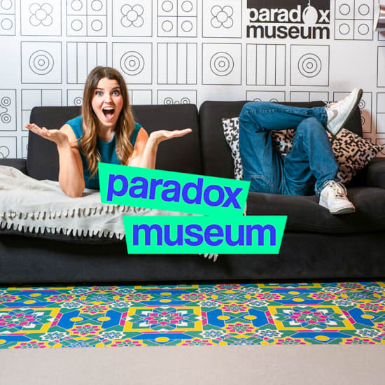 Cartel oficial del evento Paradox Museum Barcelona