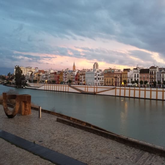 Cartel oficial del evento Ruta a pie Sevilla Esencial