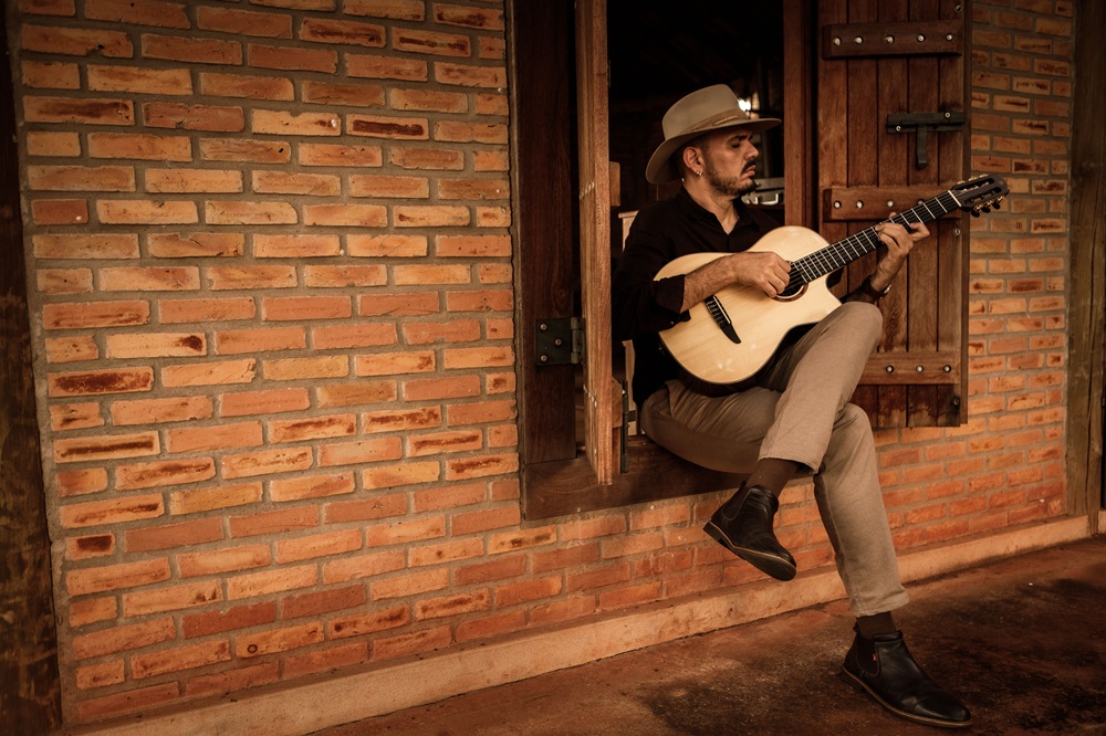 Cartel oficial del evento Henrique Maluf